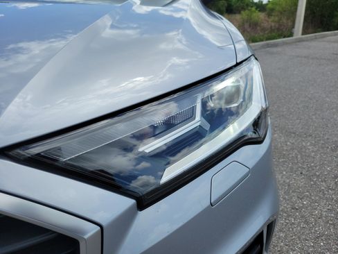 Used 2021 Audi Q7 3.0T Premium Plus image 9