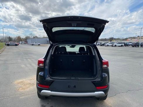 Used 2025 Chevrolet TrailBlazer LT image 9