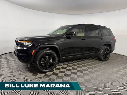 Used 2024 Jeep Grand Cherokee L Limited w/ Black Appearance Package AWD/4WD image 1