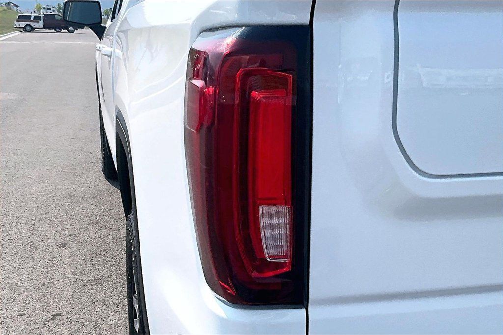 Used 2024 GMC Sierra 1500 AT4 w/ AT4 Preferred Package AWD/4WD image 31