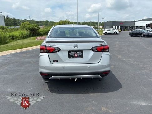 New 2025 Nissan Versa SR w/ Trunk Package image 5