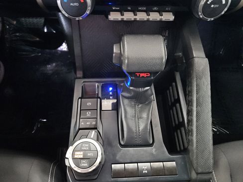 Used 2024 Toyota Tacoma TRD Off-Road AWD/4WD image 17