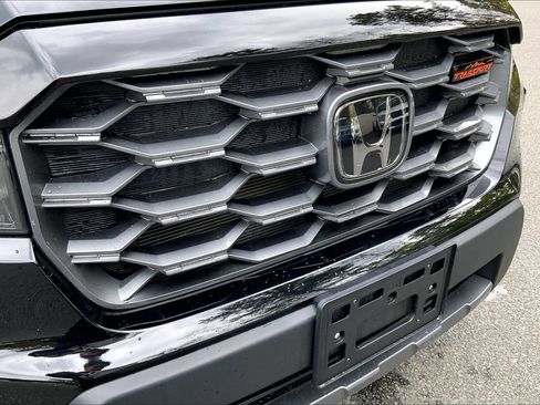 Used 2025 Honda Ridgeline TrailSport image 33