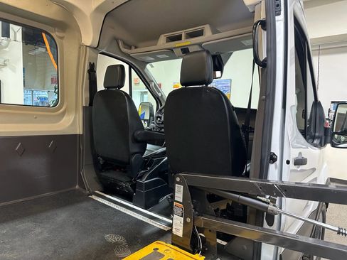 Used 2020 Ford Transit 150 Medium Roof image 55