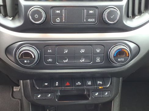 Certified 2022 Chevrolet Colorado LT w/ Luxury Package image 15