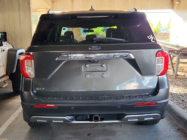 Used 2020 Ford Explorer XLT w/ Equipment Group 202A AWD/4WD image 4