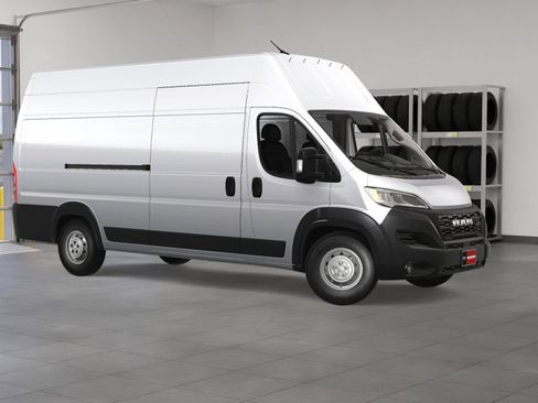 New 2024 RAM ProMaster 3500 w/ Premium Convenience Group image 23