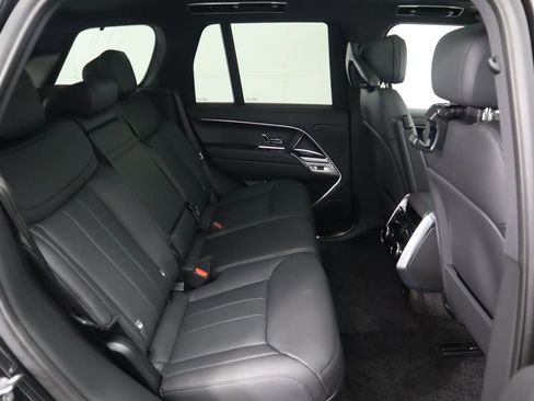 New 2026 Land Rover Range Rover SE image 22