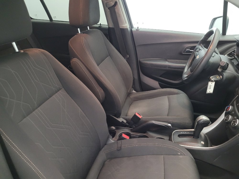 Used 2018 Chevrolet Trax LT AWD/4WD image 21