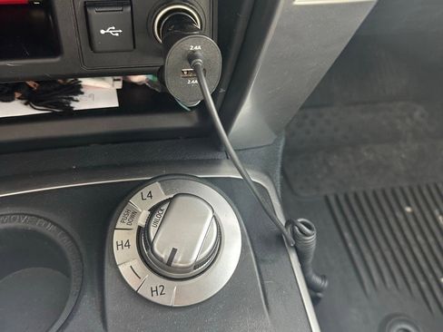 Used 2022 Toyota 4Runner SR5 Premium image 16