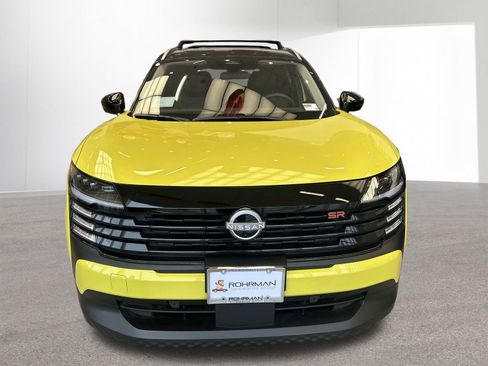 New 2026 Nissan Kicks SR w/ Cold Weather Package image 29