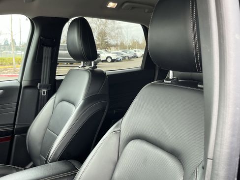 Used 2024 Ford Escape Platinum image 17