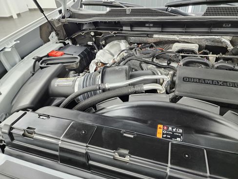 Used 2024 Chevrolet Silverado 2500 LTZ w/ LTZ Premium Package image 25