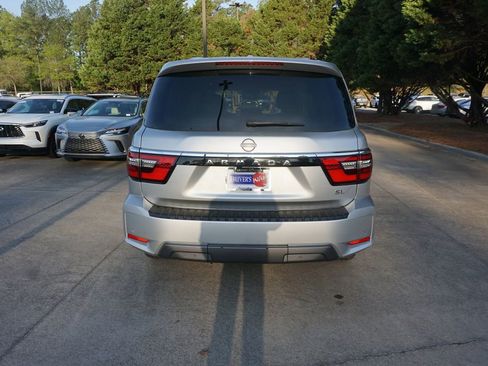 Used 2023 Nissan Armada SL w/ Captain's Chairs Package image 25