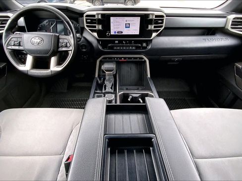 Used 2025 Toyota Tundra SR5 AWD/4WD image 15