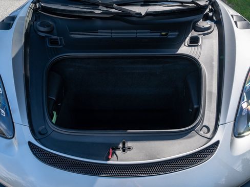 Certified 2024 Porsche 718 Cayman GT4 RS RWD image 18