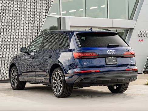 Certified 2024 Audi Q7 2.0T Premium Plus AWD/4WD image 5