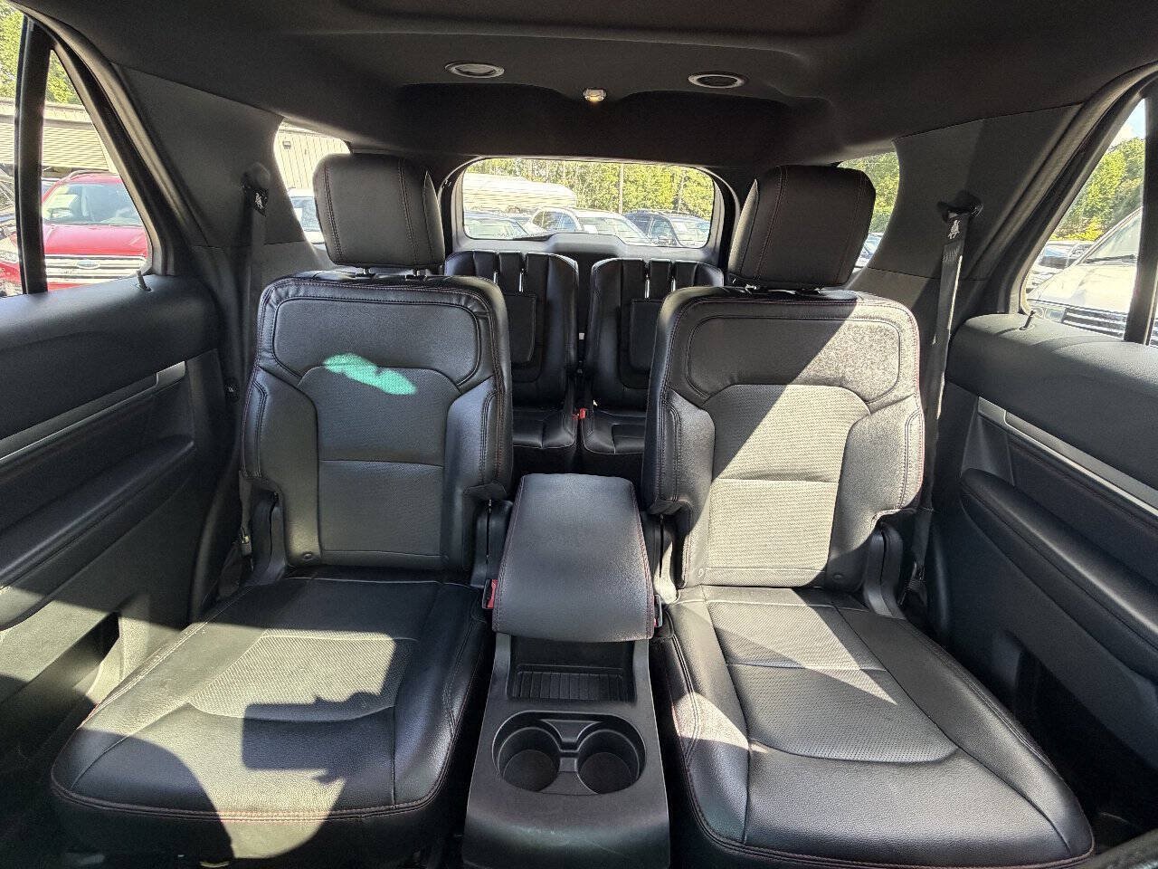 Used 2016 Ford Explorer Sport w/ Equipment Group 401A AWD/4WD image 21