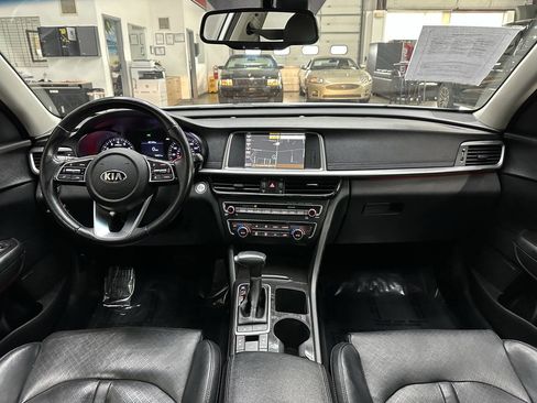 Used 2019 Kia Optima EX w/ EX Premium Package image 18