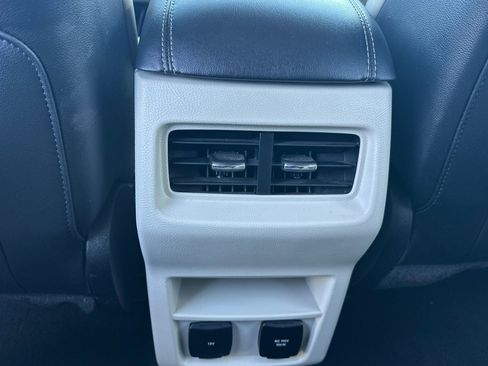 Used 2019 Ford Edge Titanium w/ Cold Weather Package image 14