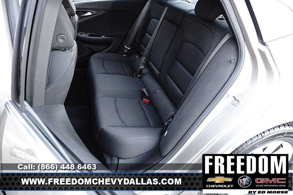 Certified 2025 Chevrolet Malibu LT FWD image 10
