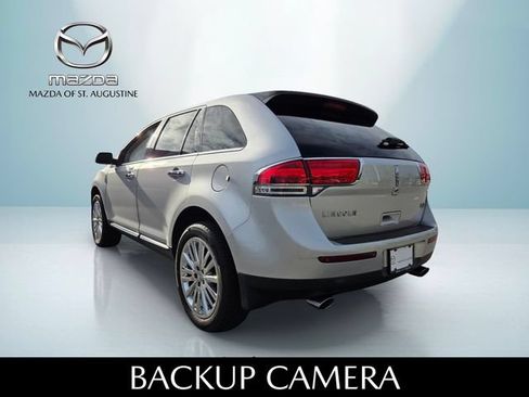 Used 2013 Lincoln MKX FWD image 5