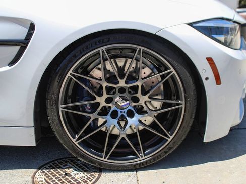 Used 2018 BMW M4 Coupe RWD image 33
