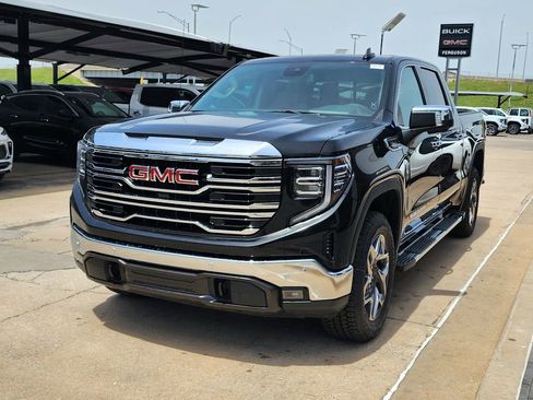 New 2026 GMC Sierra 1500 SLT w/ SLT Premium Plus Package AWD/4WD image 8