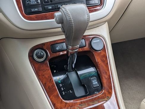 Used 2007 Toyota Highlander Limited AWD/4WD image 24