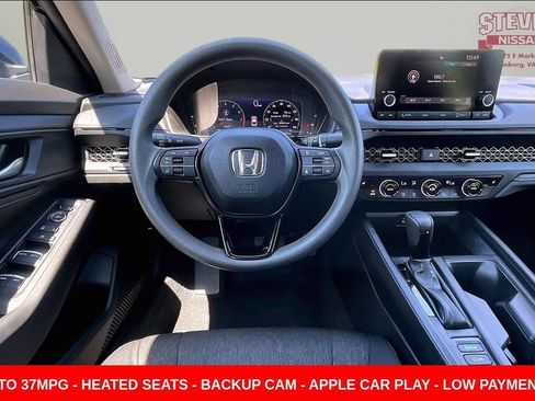 Used 2025 Honda Accord SE image 8