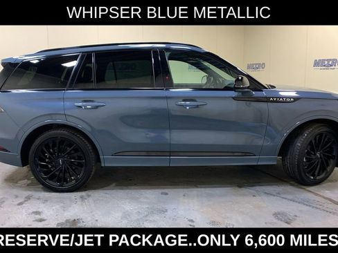 Used 2025 Lincoln Aviator Reserve w/ Equipment Group 201A AWD/4WD image 2