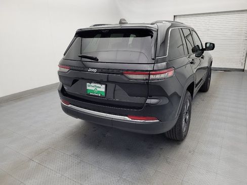 Used 2022 Jeep Grand Cherokee Limited 4xe w/ Luxury Tech Group II AWD/4WD image 7