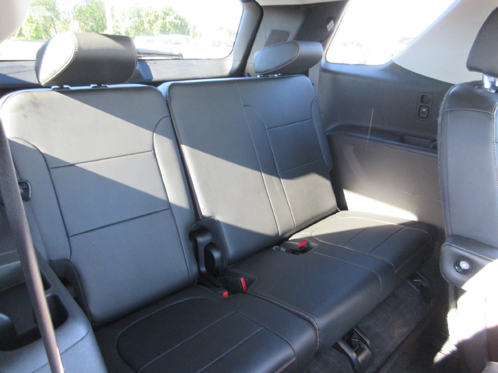 Used 2019 Chevrolet Traverse Premier w/ Driver Confidence II Package FWD image 26