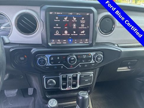 Used 2022 Jeep Wrangler Unlimited Sahara image 14
