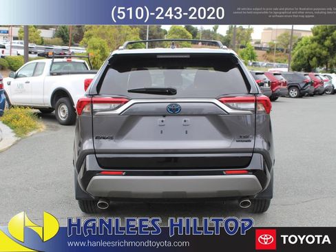 Certified 2021 Toyota RAV4 XSE w/ XSE Grade Weather Package AWD/4WD image 8