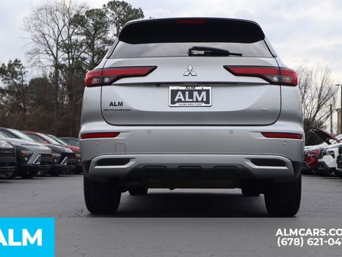 Used 2024 Mitsubishi Outlander SE image 7