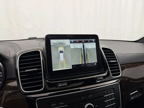 Used 2017 Mercedes-Benz GLS 450 4MATIC image 24