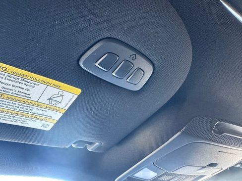Used 2019 Ford Expedition Limited w/ Equipment Group 302A AWD/4WD image 15
