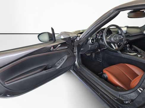 Used 2023 MAZDA MX-5 Miata Grand Touring RWD image 35