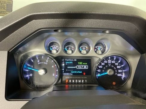 Used 2013 Ford F350 Lariat w/ Lariat Interior Pkg image 17