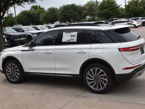 New 2026 Lincoln Corsair Reserve image 10