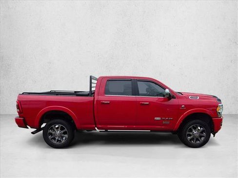 Used 2022 RAM 2500 Limited AWD/4WD image 4