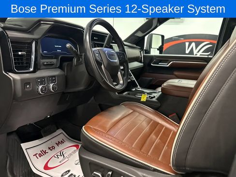 Used 2025 GMC Sierra 3500 Denali Ultimate AWD/4WD image 8