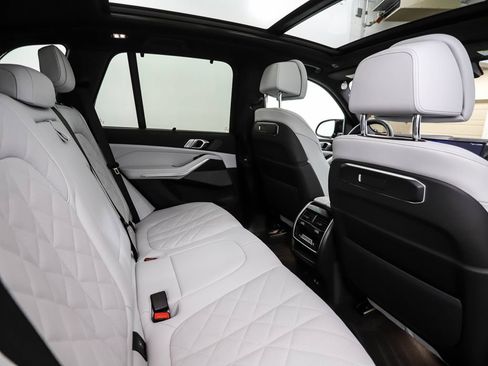 Used 2026 BMW X5 M60i AWD/4WD image 25
