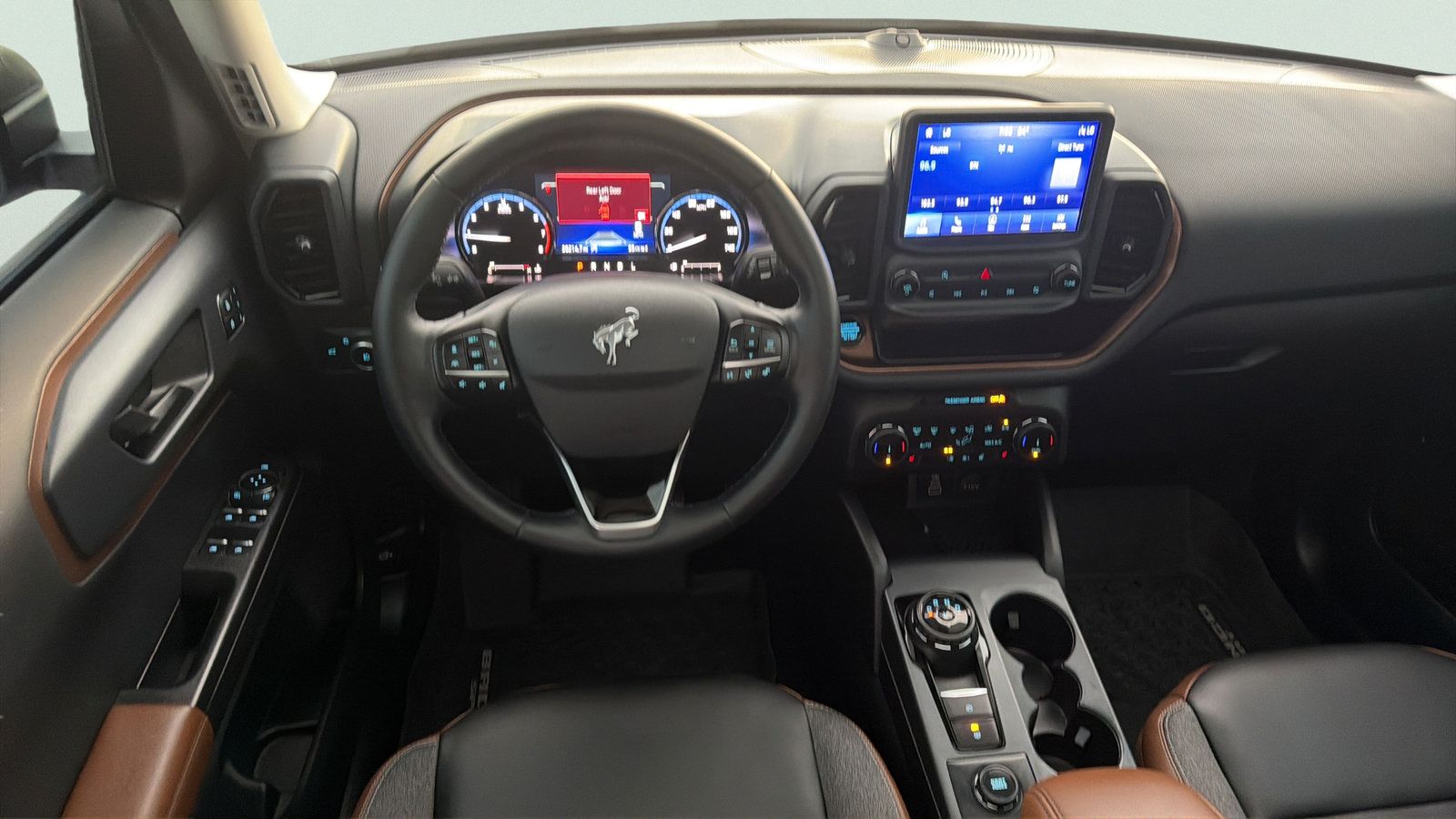 Used 2024 Ford Bronco Sport Outer Banks w/ Tech Package AWD/4WD image 17
