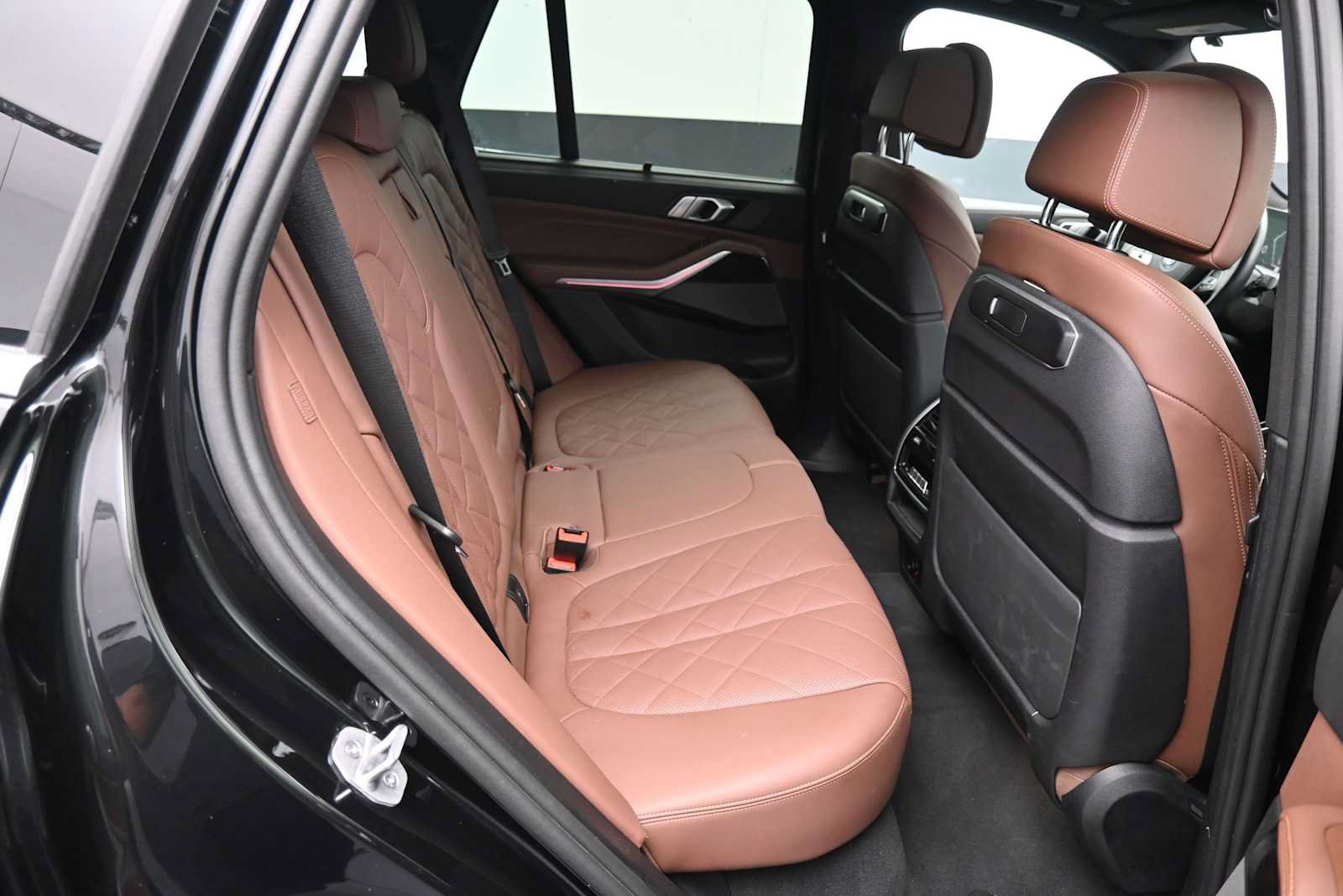 Used 2024 BMW X5 xDrive40i w/ Climate Comfort Package AWD/4WD image 28