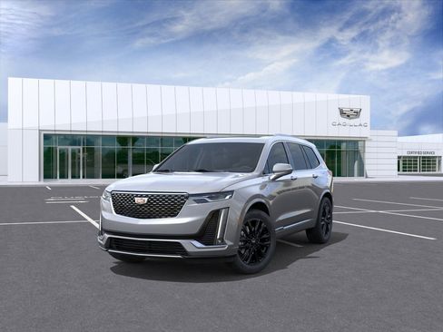 New 2025 Cadillac XT6 Luxury image 32