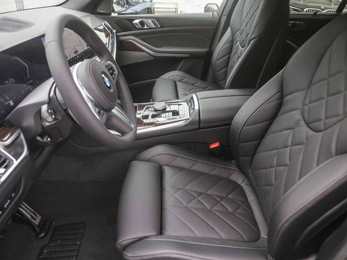 New 2026 BMW X5 sDrive40i w/ M Sport Package RWD image 13