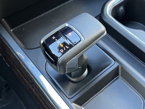 Used 2025 GMC Sierra 1500 Elevation w/ Elevation Premium Package image 28