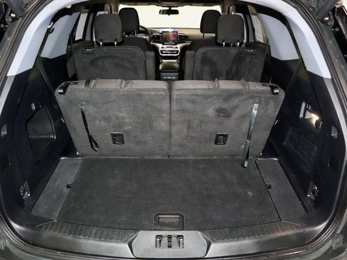 Certified 2022 Ford Explorer XLT image 14